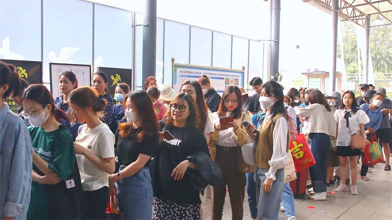 红河州敞开‘诗与远方’新大门 入境旅游团业务重焕生机